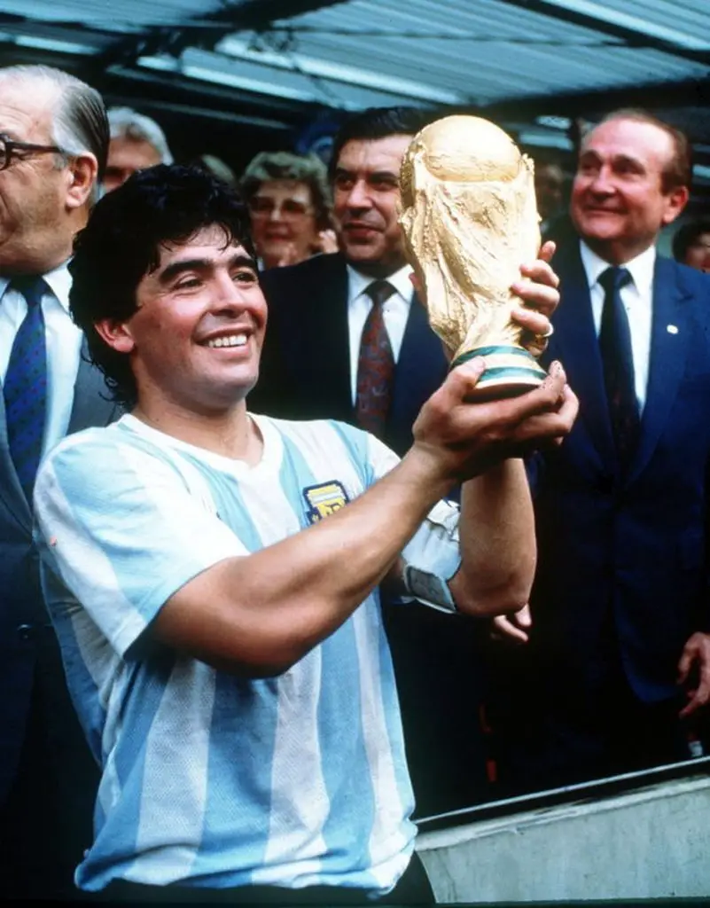 La vida de Maradona en imágenes