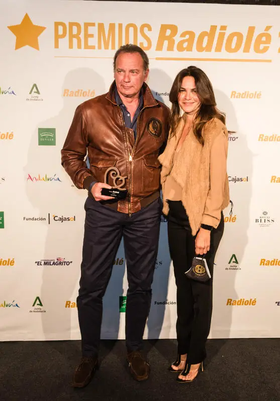 Foto de la pareja en los premios Radiolé, tomada dos meses y medio antes de anunciarse la separación de Bertín Osborne y Fabiola