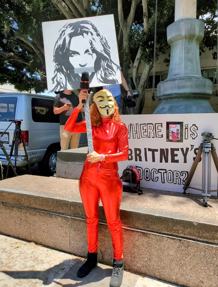 Britney Spears denuncia infierno