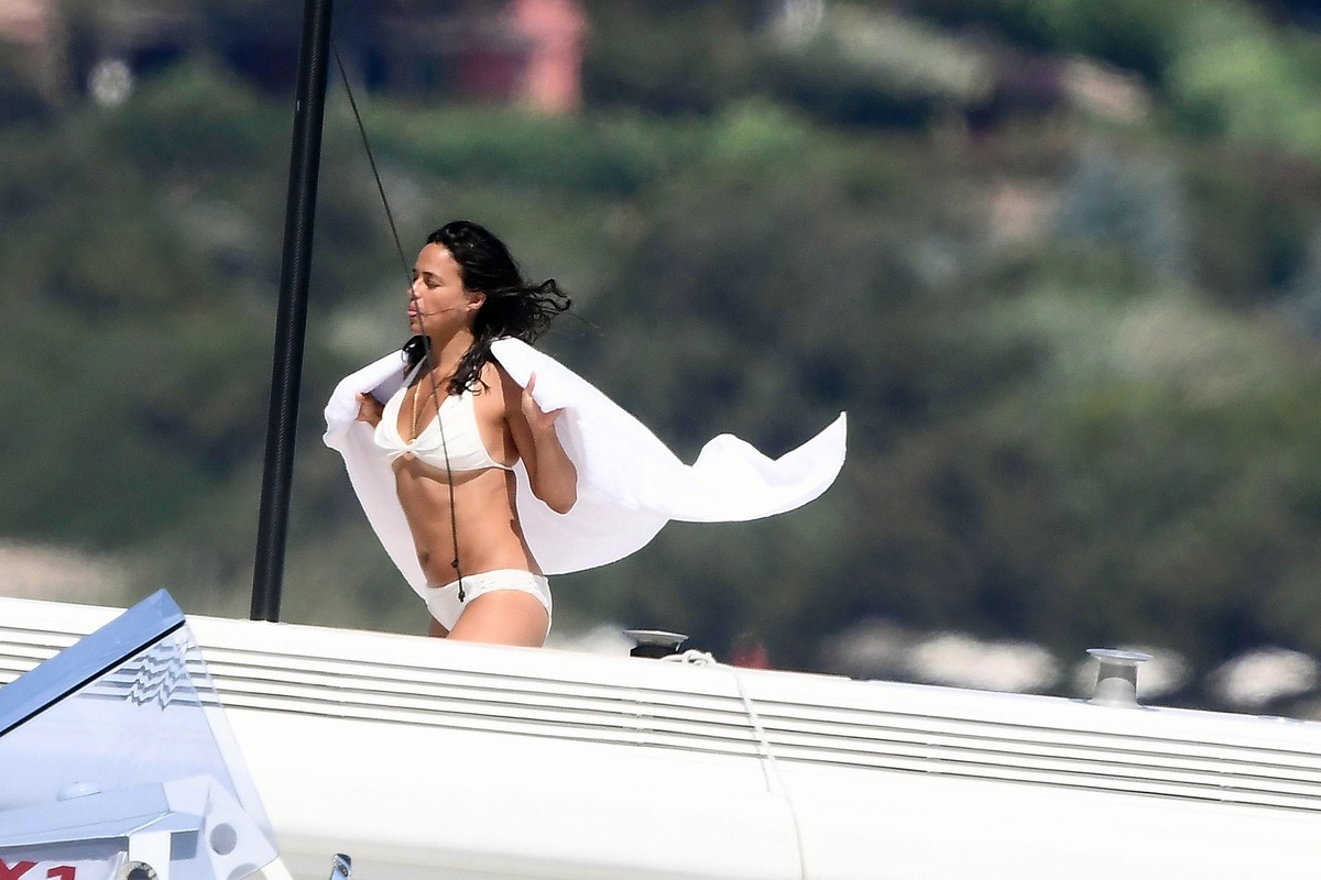 Michelle Rodriguez en bikini