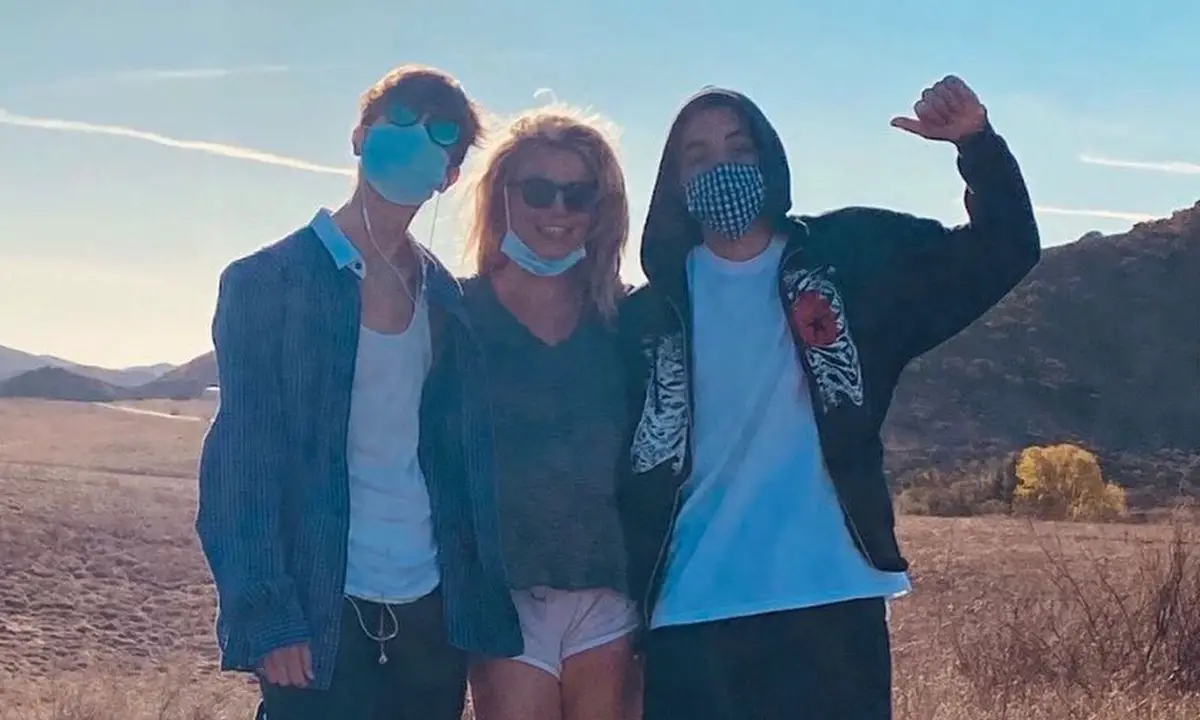 Britney con sus hijos