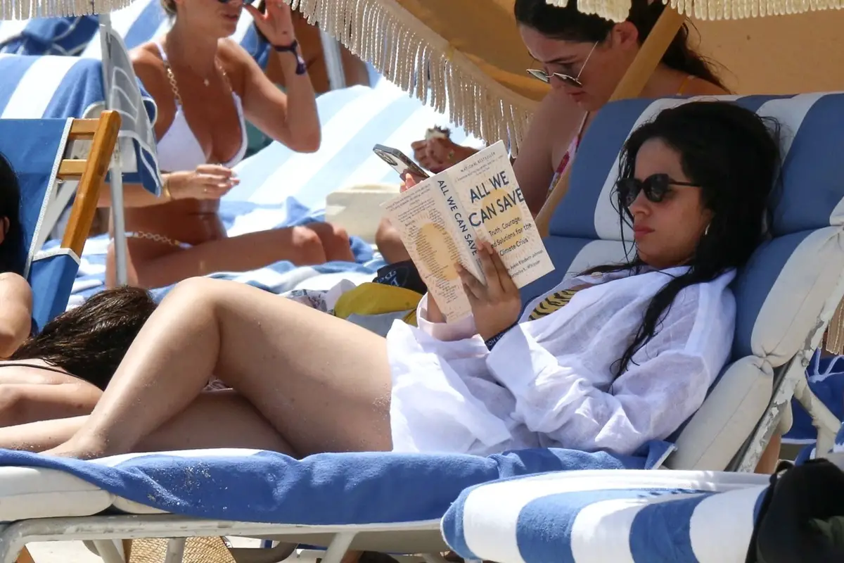 Camila Cabello en bikini